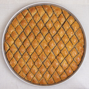 Baklava with Walnut