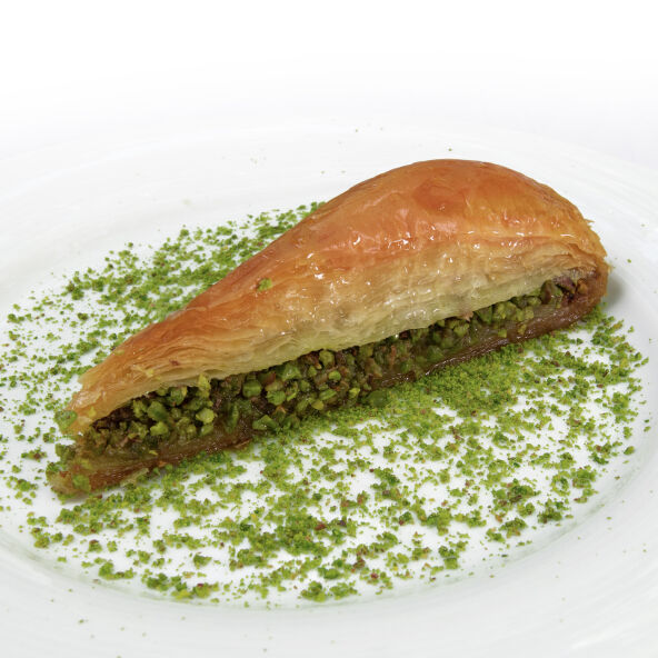 Carrot Slice of Baklava With Pistachio - 3