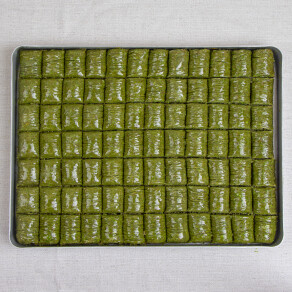 Pistachio Rolled Baklava